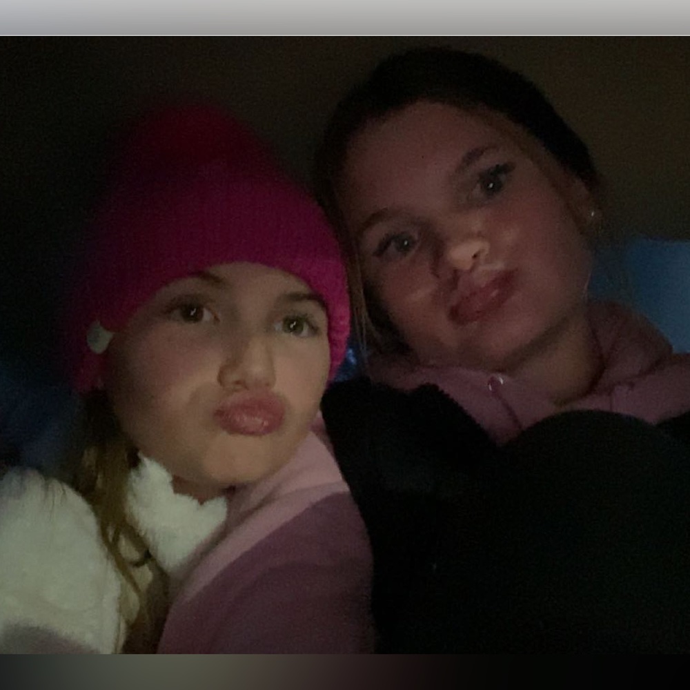 Meet your Posher, Talia